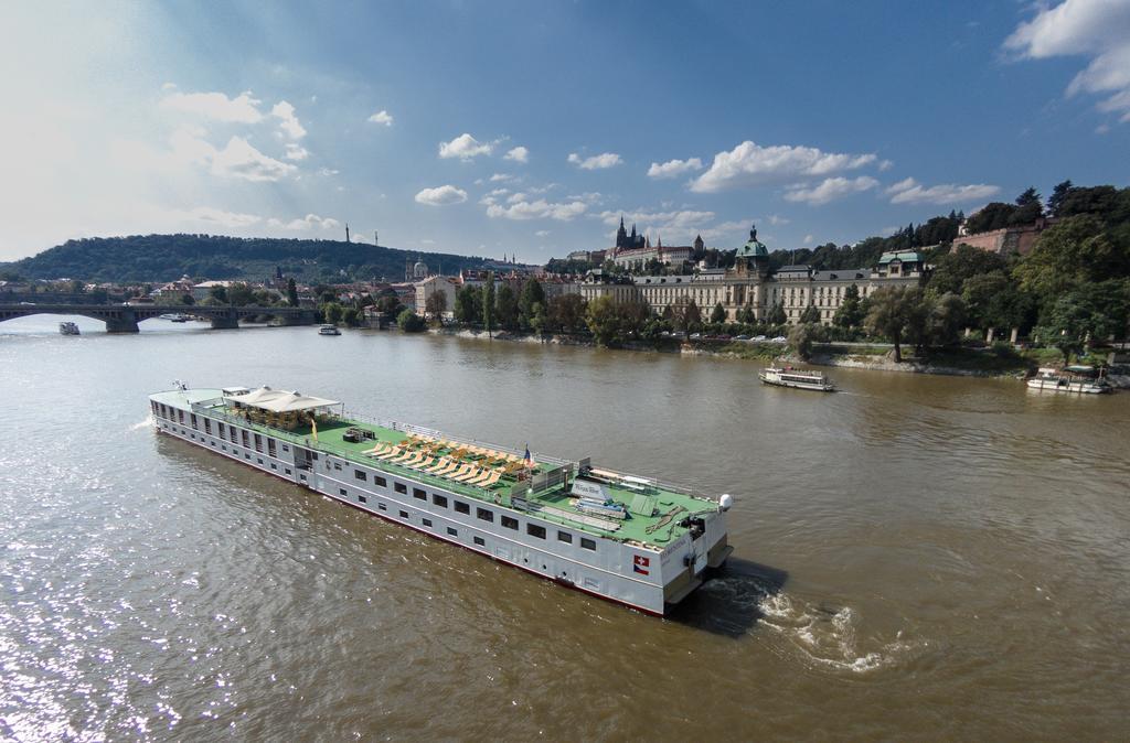 פראג Florentina Boat מראה חיצוני תמונה